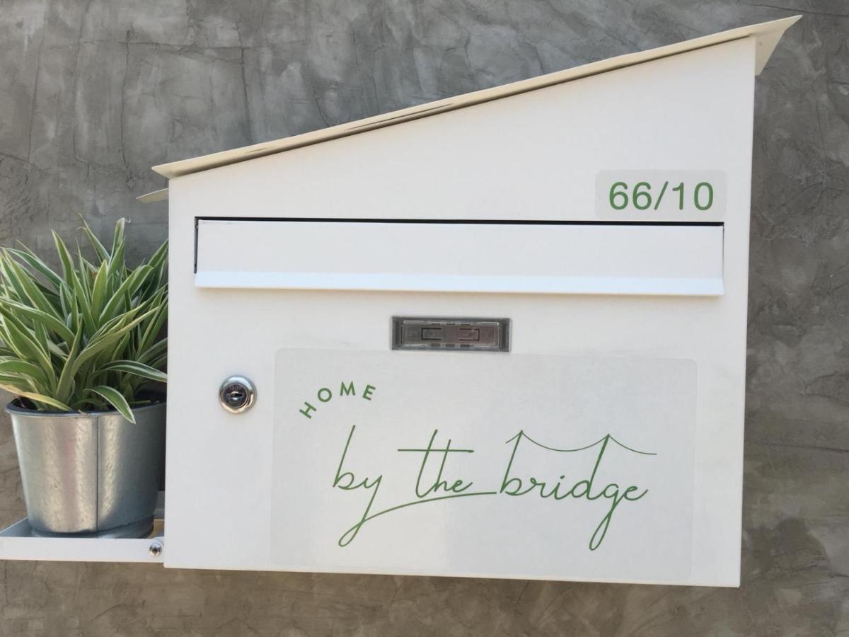 Home By The Bridge Hotel Kamphaeng Phet Esterno foto